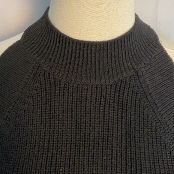 Wilfred Crevier Knit top in black size S - Picture 2 of 5